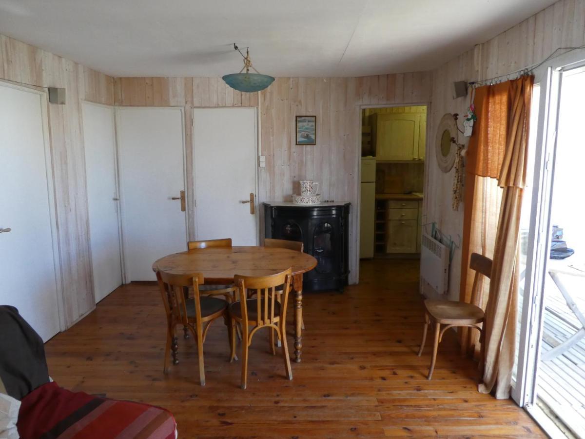 Un Chalet En Bois A La Plage Gruissan Exterior foto